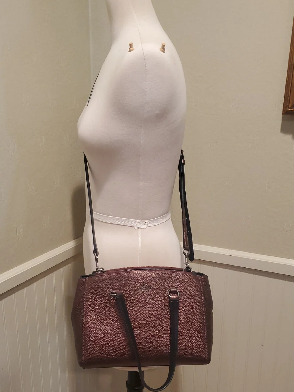 Coach metallic Black Cherry 